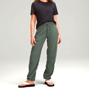 Lululemon Dance Studio Mid-Rise Full Length Pant